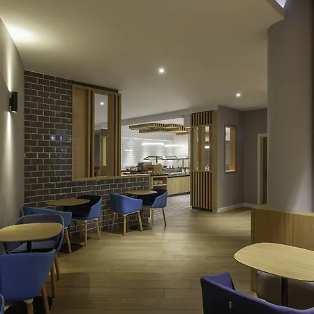 Express Dublin-airport By Ihg Hotel