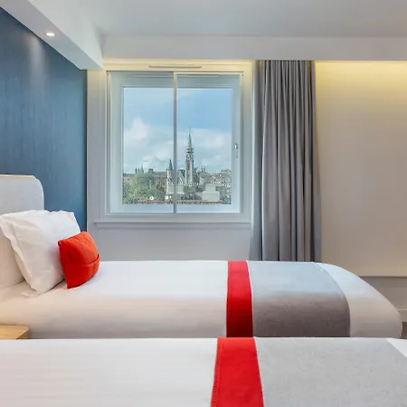 Hotel Express Centre By Ihg