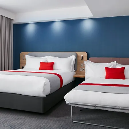 Hotel Express Centre By Ihg