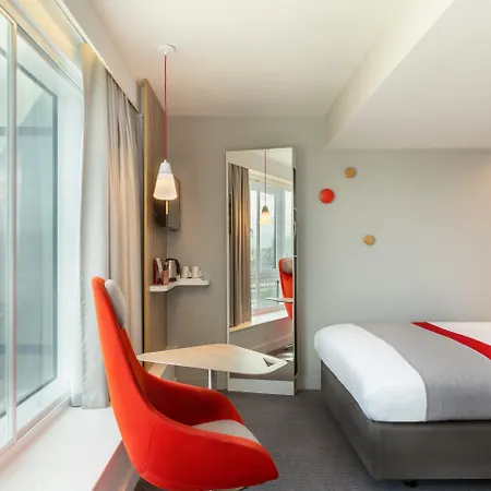 Express Centre By Ihg