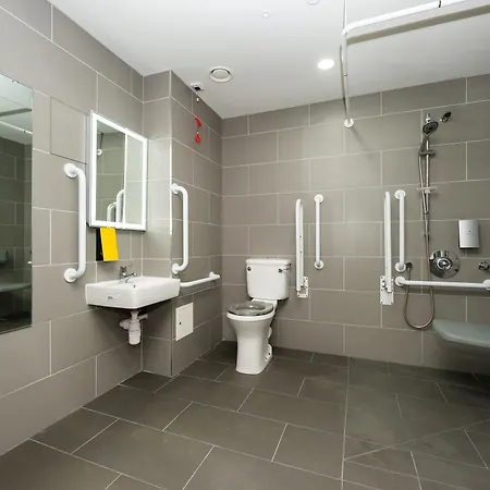 Staycity Castle Aparthotel