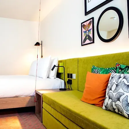 Hampton By Hilton Centre Отель 3*