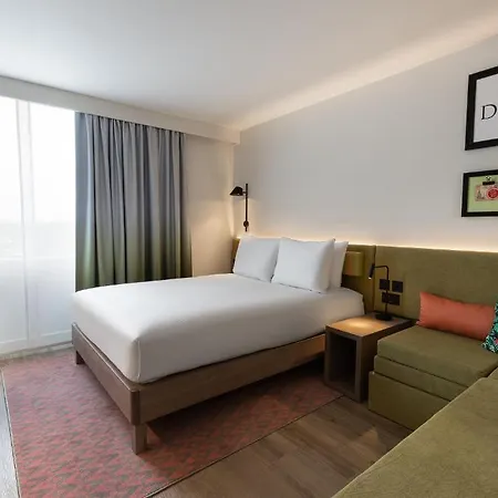 Hampton By Hilton Centre Отель Дублин