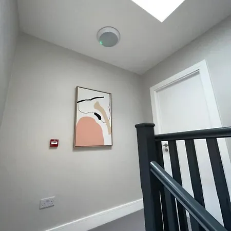 Sutcliffe House * Dublin