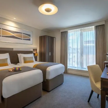 7, Centre Otel 4*