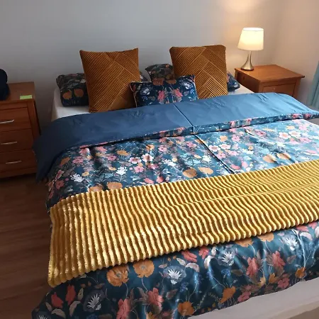 Проживание в семье Happy Guest *