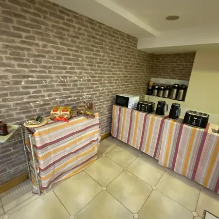 Hostel Dorms