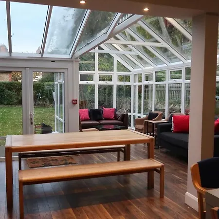 Grasmere House *