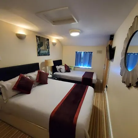Kgt House Bed & Breakfast 3*