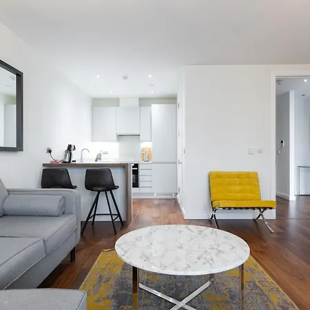 Fernbank Apartament