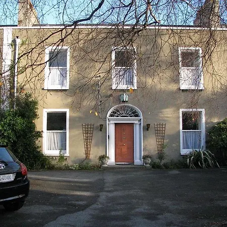 Lynden Hotel