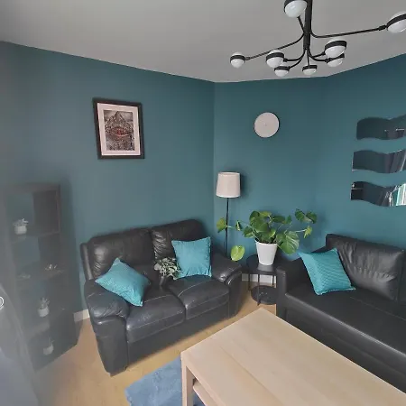 Recently Renovated City House Holiday home