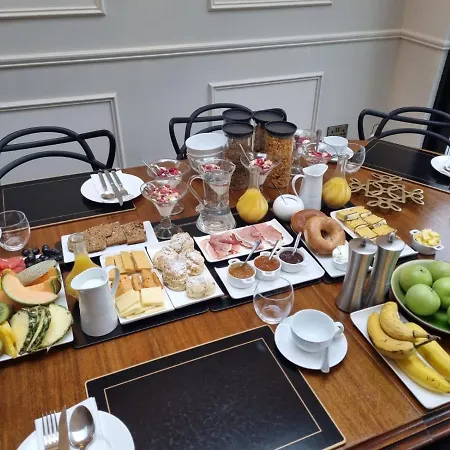Bed & Breakfast Blackrock *