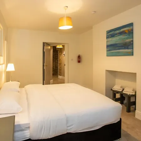 Ballsbridge Apartament