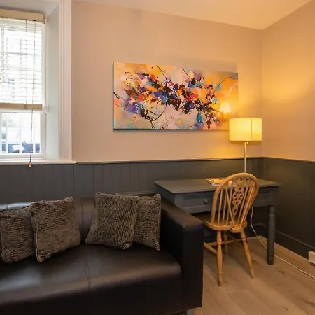 Apartament Ballsbridge *