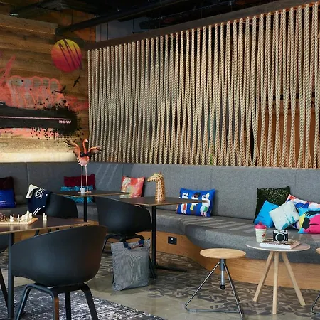 Hotel Moxy