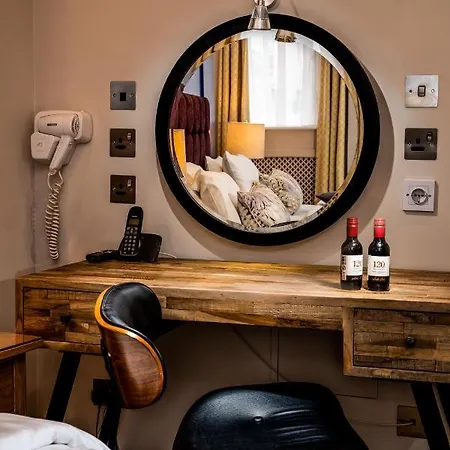 Roxford Hotel 3*