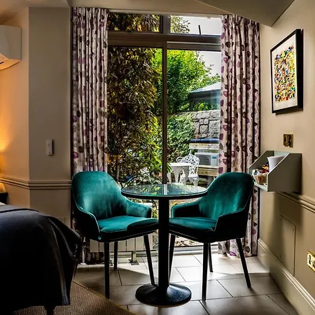 Roxford 3* Dublin