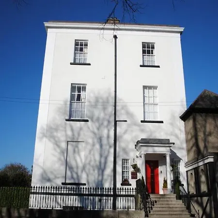 Morehampton Townhouse 3*