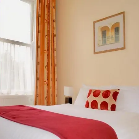 Hotel Morehampton Townhouse 3*