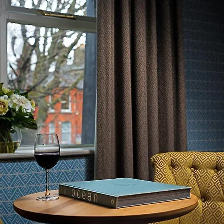 Schoolhouse Otel 4*