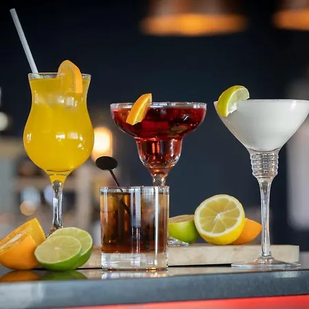Metro Dublin Airport 4*