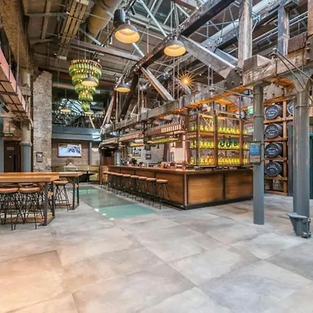 The Old Distillery - Historic Pad Central Apartment Dublin