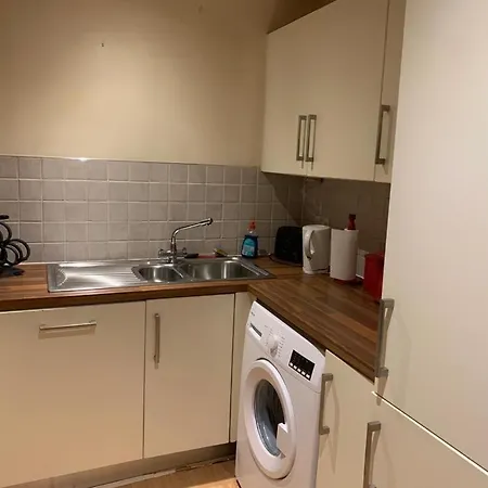 Perfect Airport Apartments