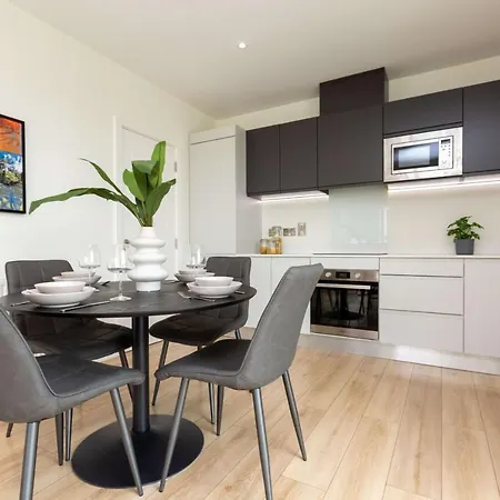 Luxury Spacious By Blu Atlantic Apartment *