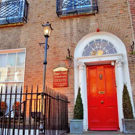 Baggot Court Townhouse 3* דבלין