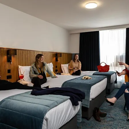 Hotel Skylon