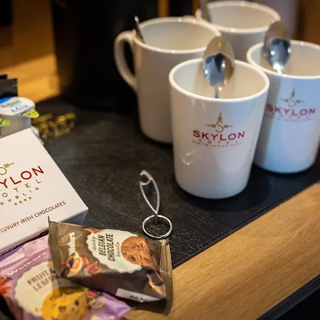 Skylon 4* Dublín