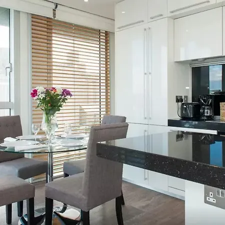 Lägenhet Luxury Apartment, Incredible Views Dublin
