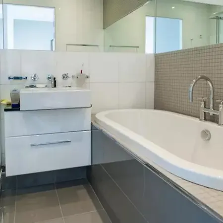 Luxury Apartment, Incredible Views Lägenhet