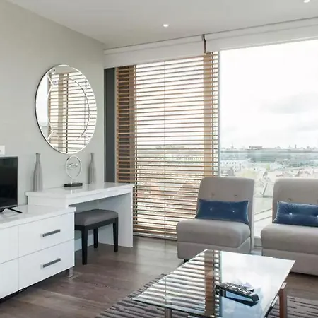 Luxury Apartment, Incredible Views Dublin