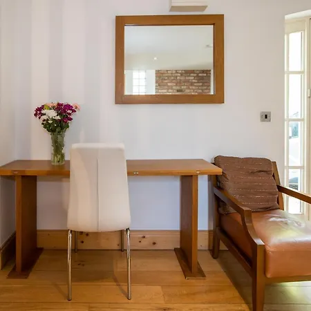 Ballsbridge Apartament