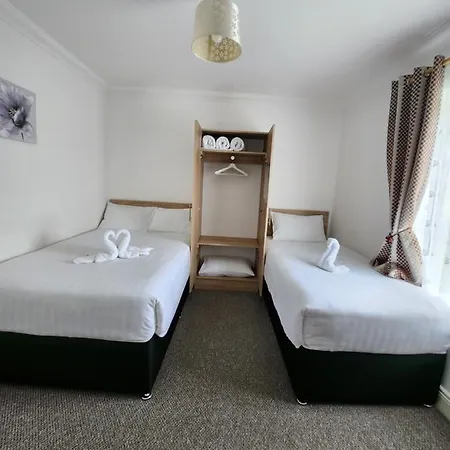 Park View With Free Minibar Tea&coffee Privatunterkunft *