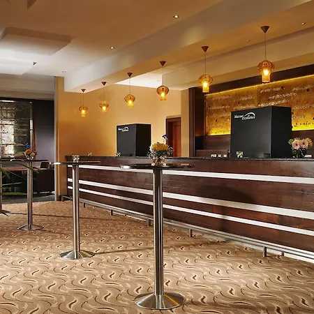 Otel Camden Court 4*