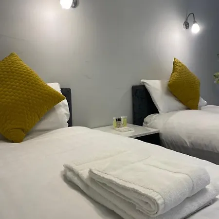 Apartamento Ailesbury Oaks *