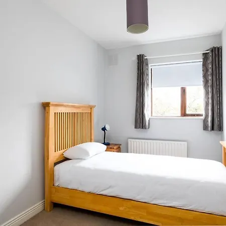 Apartment Lovely 2 Bedroom Maisonette In Beaumont, Dublin
