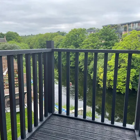 Serene Riverside - Hidden Gem In Villa *