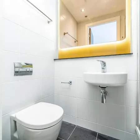 Ensuite Single With Shared Kitchen In Quays Apartment Dublin