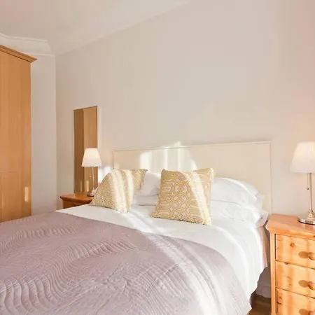 Appartement Luxury In D1