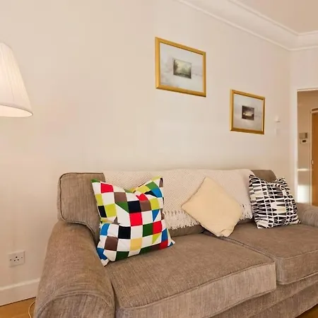 Apartment Luxury In D1 Dublin