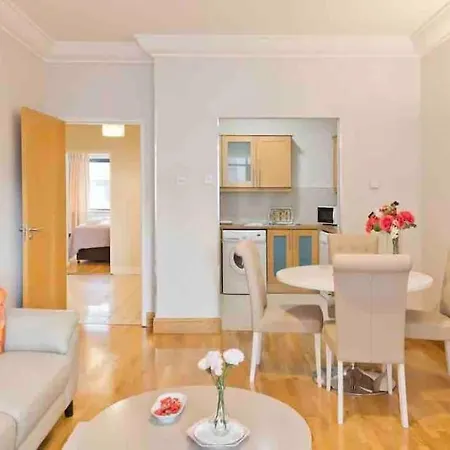 Luxury Two Bedroom In Dublin