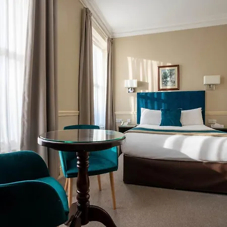 Harcourt 3*
