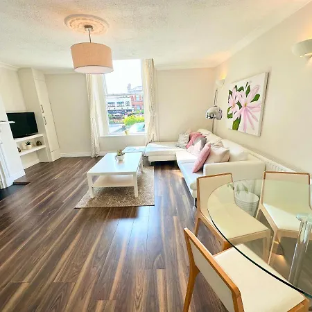 Dublin Apartments *