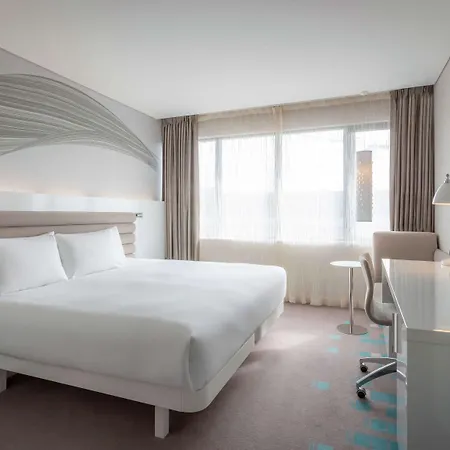 The Morrison Dublin, Curio Collection By Hilton 5* Dublin