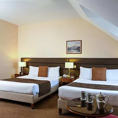 酒店 Sheldon Park And Leisure Club 3*