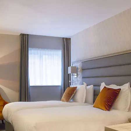 Metro Dublin Airport Hotell 4*